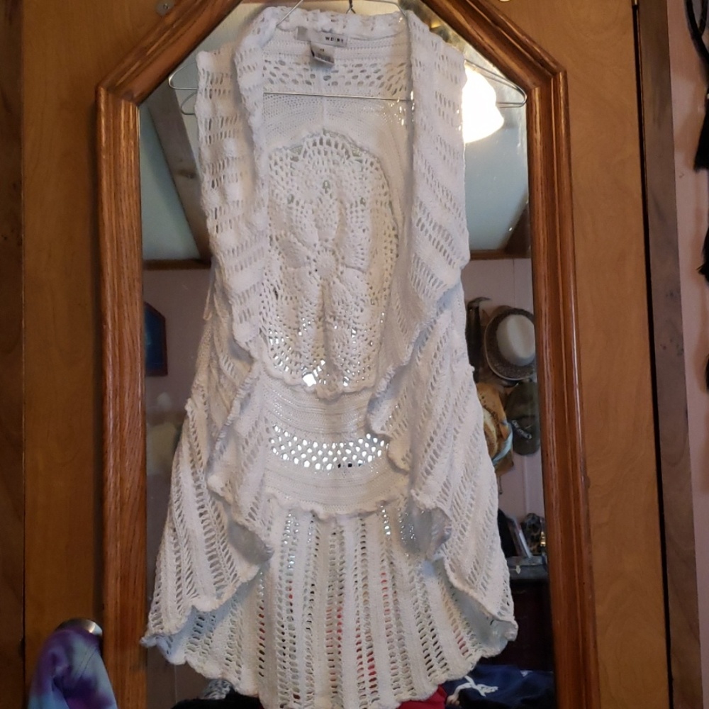 Ruffle Sweater Vest